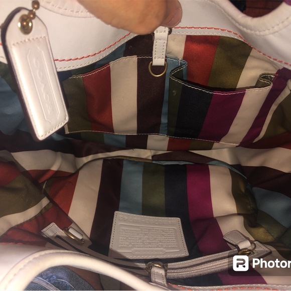 coach legacy leather handbag EUC - Picture 3 of 8